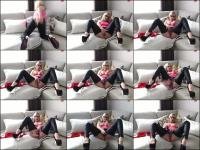 Studentin-Aneta -  Studentin-Aneta - Wetlookleggins - Ich bin so geil auf dich [HD 720]
