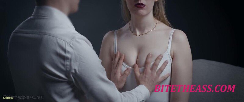 clothed-pleasures -  clothed-pleasures - Vom Chef uberzeugt, begrabscht und in den Mund gespritzt [FullHD 1080]
