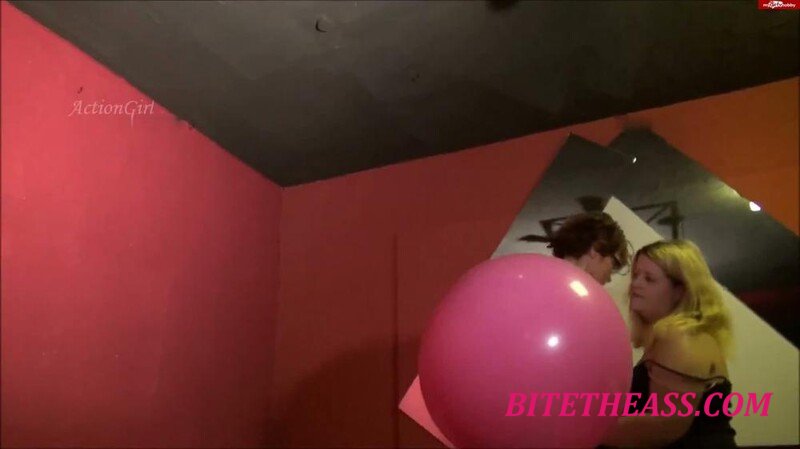 ActionGirl -  ActionGirl - 2 Riesenluftballons 2 [FullHD 1080]
