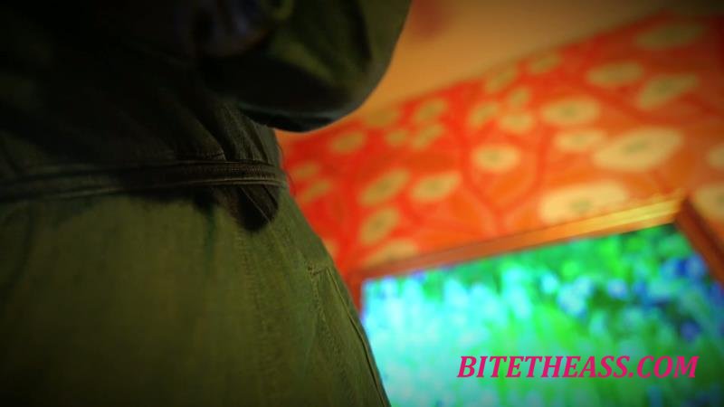  Olive Wood - StepMom Plans Your First Gangbang [FullHD 1080]
