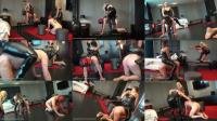  MISTRESS TIRZA NL - Pony play with 2 ponyboys [FullHD 1080]
