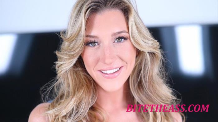 Addison Vodka - Amateur Allure Introduces Addison Vodka, Sexy Schoolteacher Loves Getting Naughty And Swallowing [FullHD 1080p]