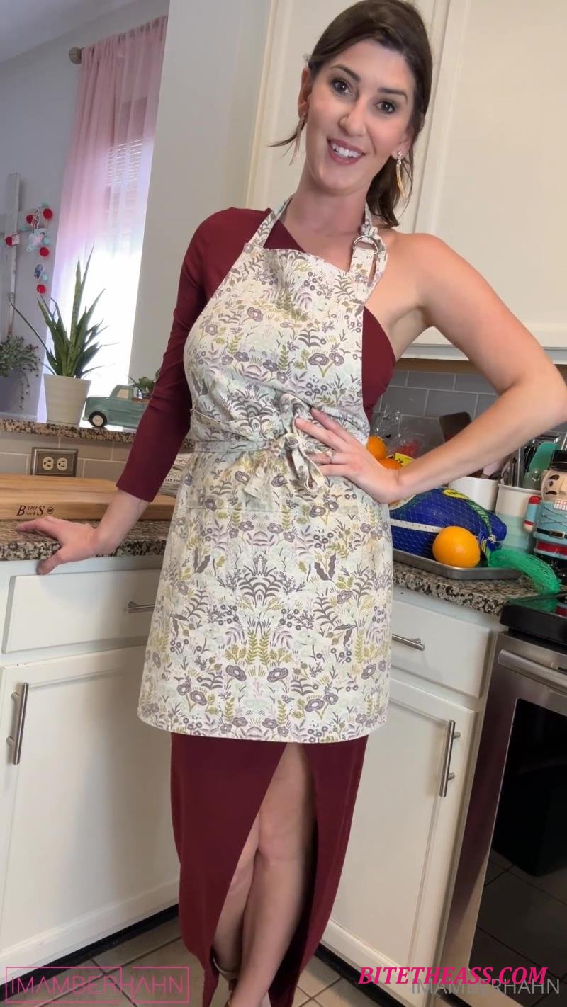 Amber Hahn, imamberhahn -  Amber Hahn / imamberhahn - StepMom Gets Stuffed for Thanksgiving [FullHD 1080]
