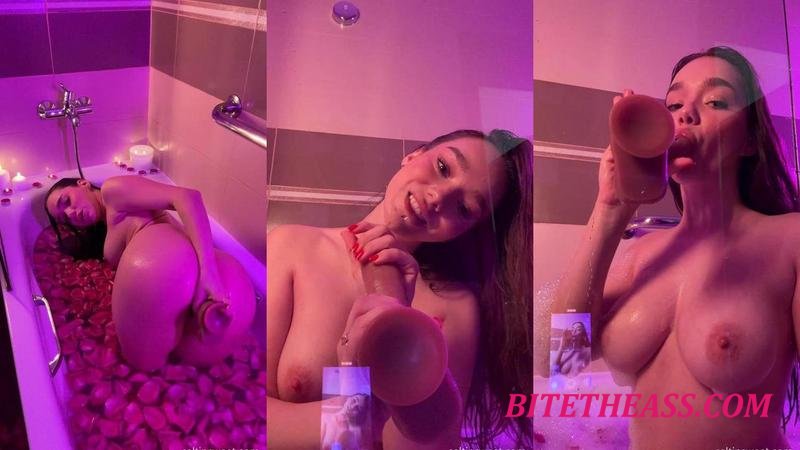 Selti -  Selti - Bathtub Dildo [FullHD 1080]

