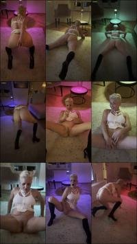 BonnieClyde -  BonnieClyde - Sexy Geil Und Blond Mit Geilem Arsch [FullHD 1080]
