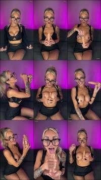 sarahs_world -  sarahs_world - Die lehrerin lasst den schuler auf ihr gesicht kommen - WICHs Count... [FullHD 1080]
