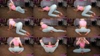  milajoyce69 - Yoga Class with Step Mommy [FullHD 1080]
